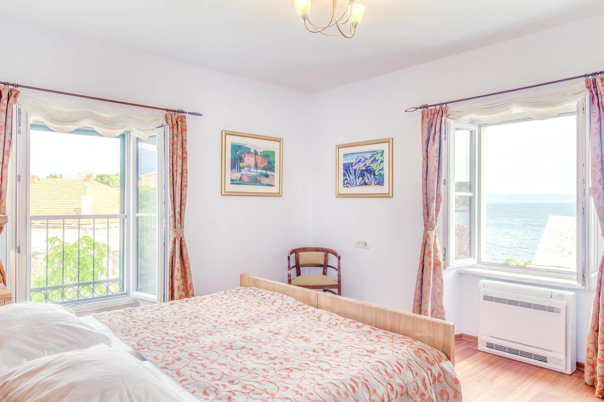 Your Family Oasis By The Sea Villa Mir Vami, Heated Pool ซูมาร์ติน ภายนอก รูปภาพ